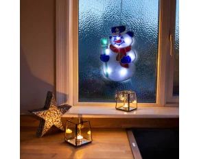 Decor fereastra LED PVC - om de zăpadă - 26 x 17 cm - 3 x AAA