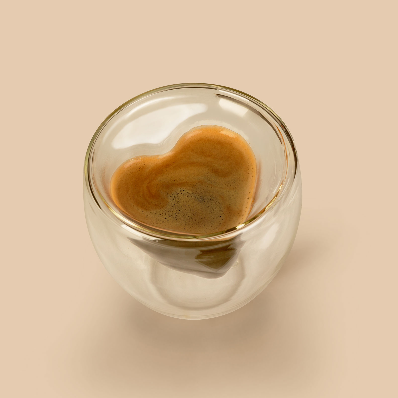 Pahar de sticla cu perete dublu - cu forma de inima - 180 ml thumb