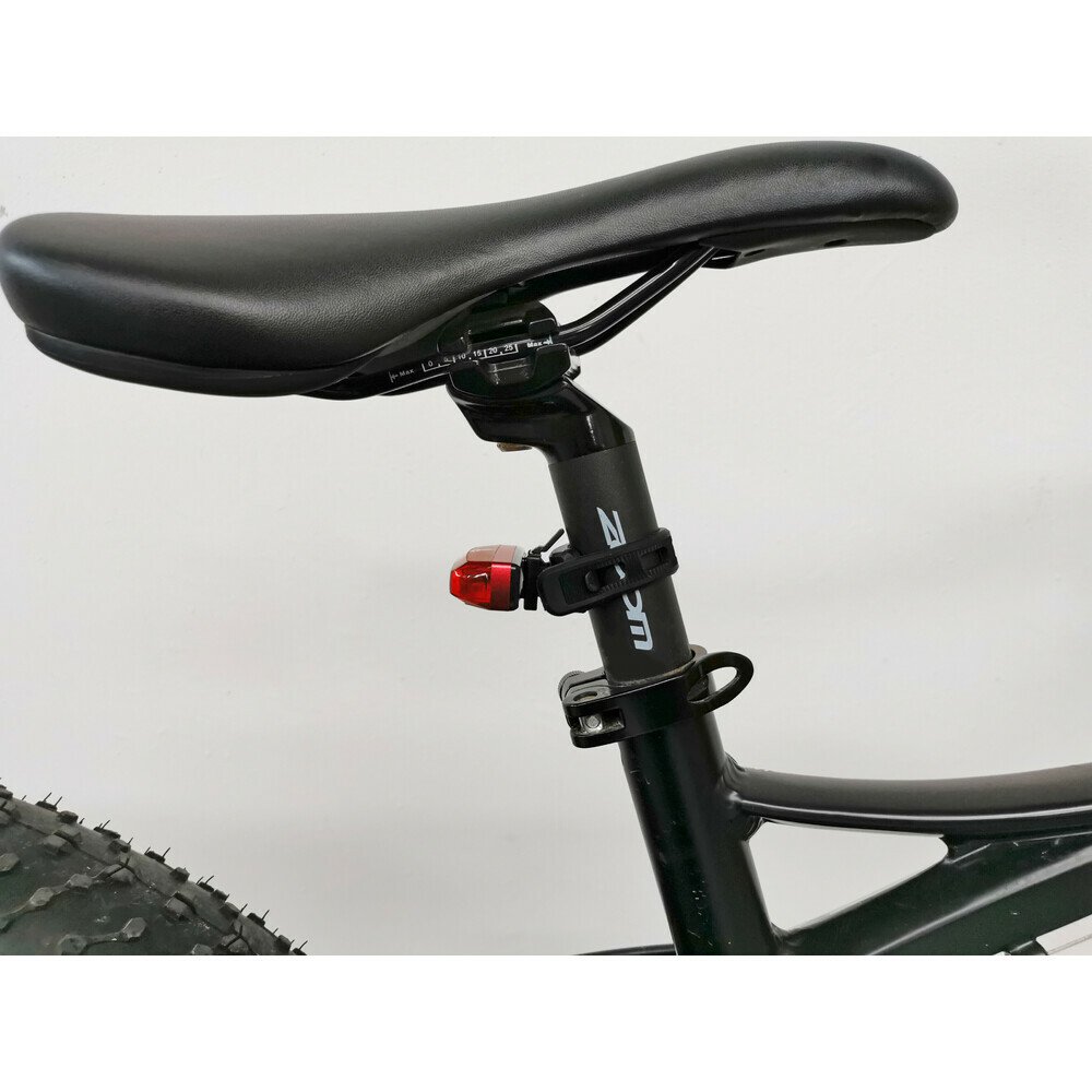 LED kerékpár lámpa készlet, első és hátsó, újratölthető, USB tápellátással thumb