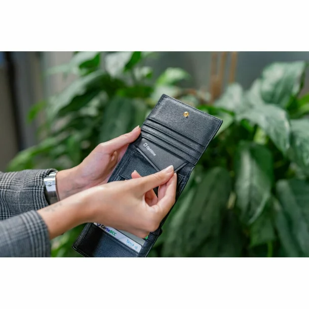 Opti Tracker Flex, Ultra-thin foldable adhesive locator, works with the Find My application from Apple