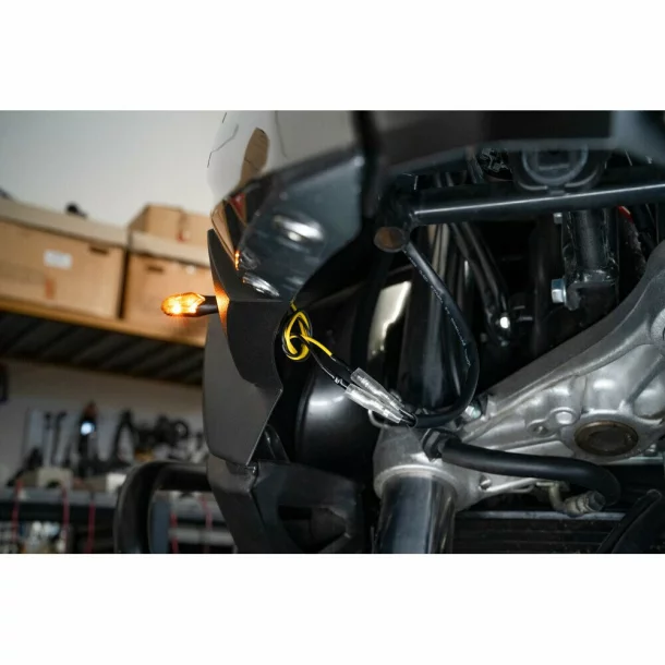 Corner lights wiring cables, 2 pcs - Suzuki