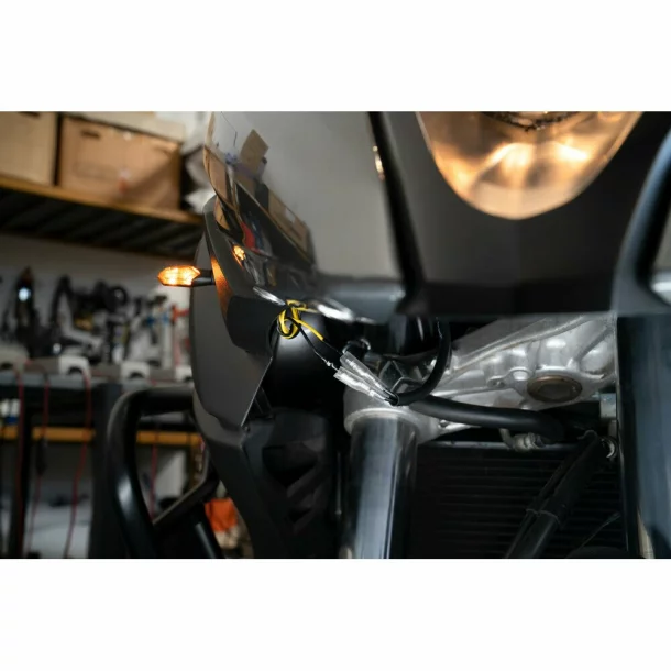 Corner lights wiring cables, 2 pcs - Suzuki