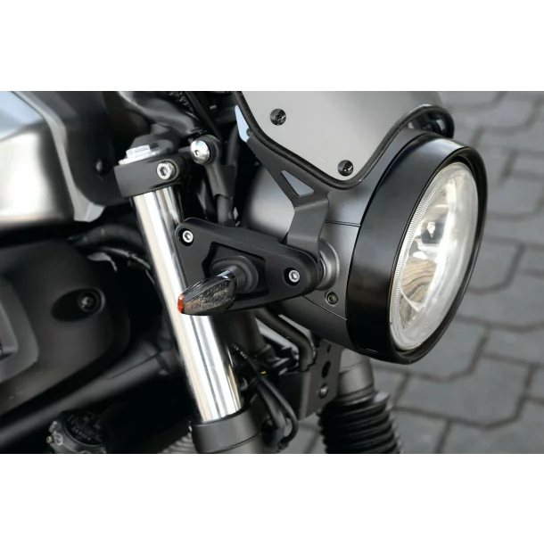 Adaptoare lampi semnalizare directie mers motocicleta - Yamaha