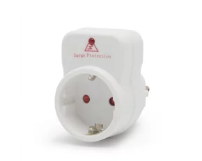 Adaptor priza cu protectie la supratensiune