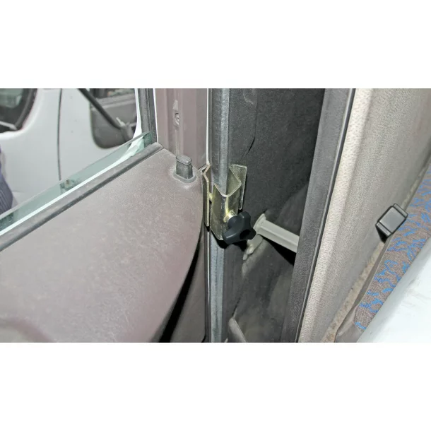 Additional truck door locks - Renault AE Magnum (06/90&gt;08/96) - Renault Magnum (09/96&gt;06/13)