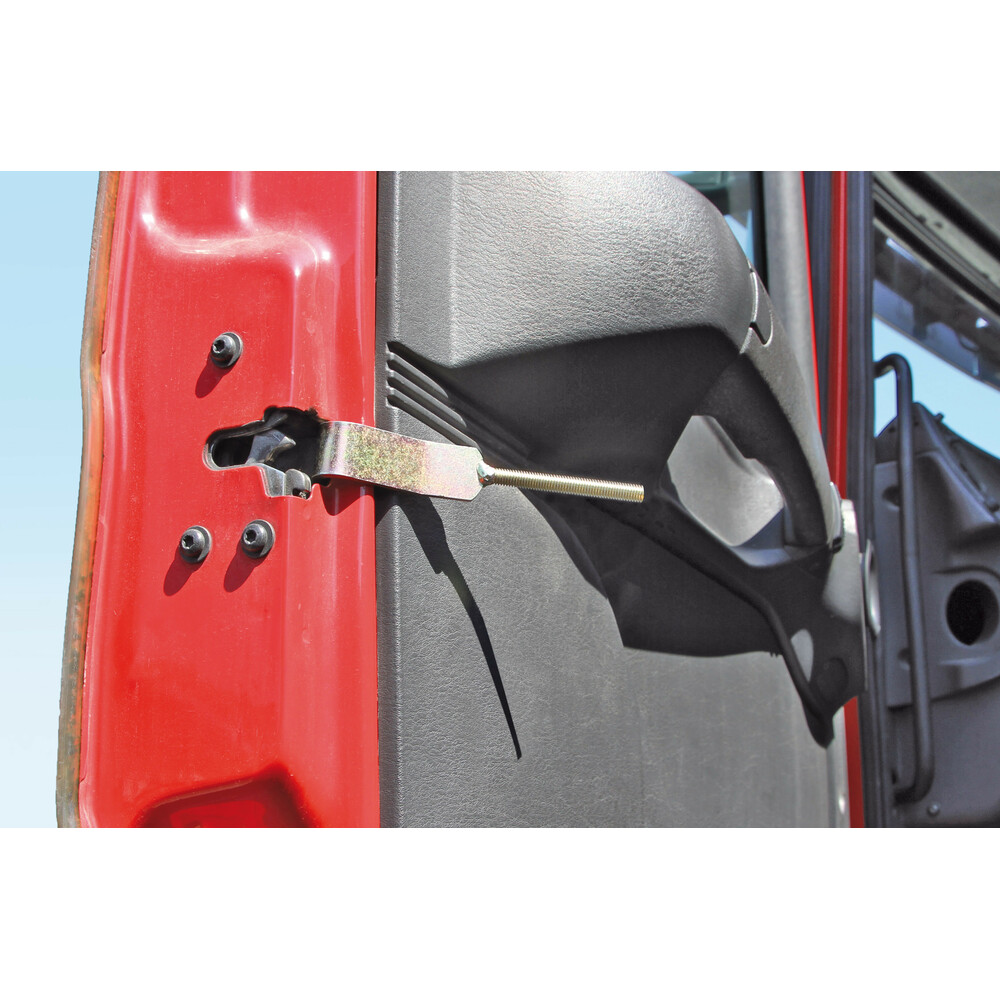 Additional truck door locks - Scania R Serie 5 (03/04>08/09) - R Serie 6 (09/09>08/13) - R Serie 6 - Streamline (09/13>12/17) thumb