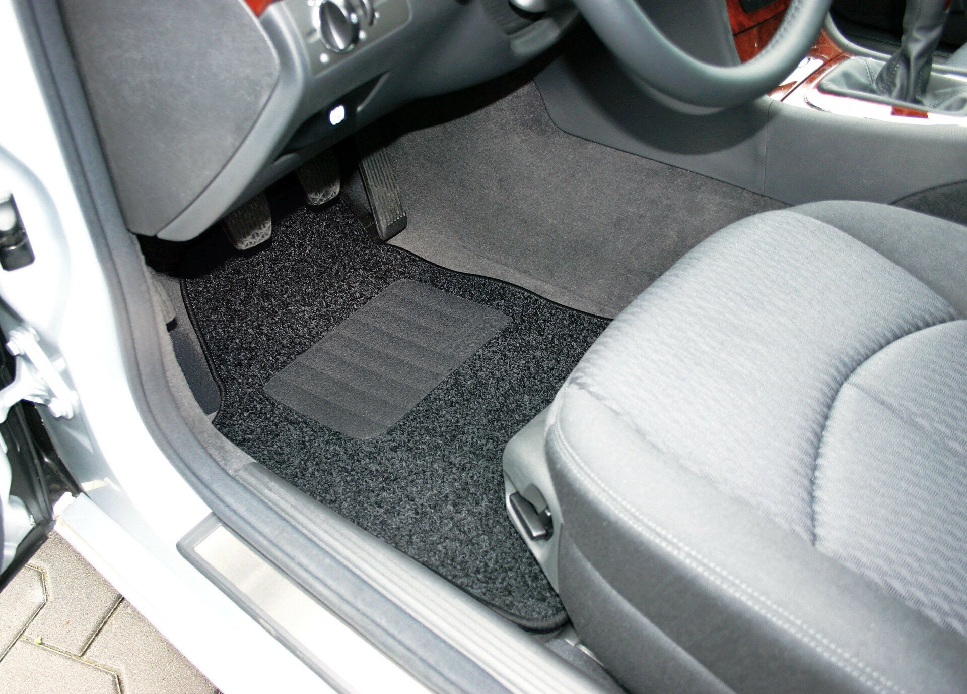 Pro-Fit custom-fit car mats - PF-1 thumb
