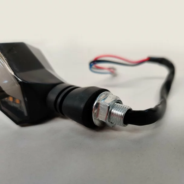 LED-es irányjelzők és helyzetjelzők 12V 2db - Hátsó