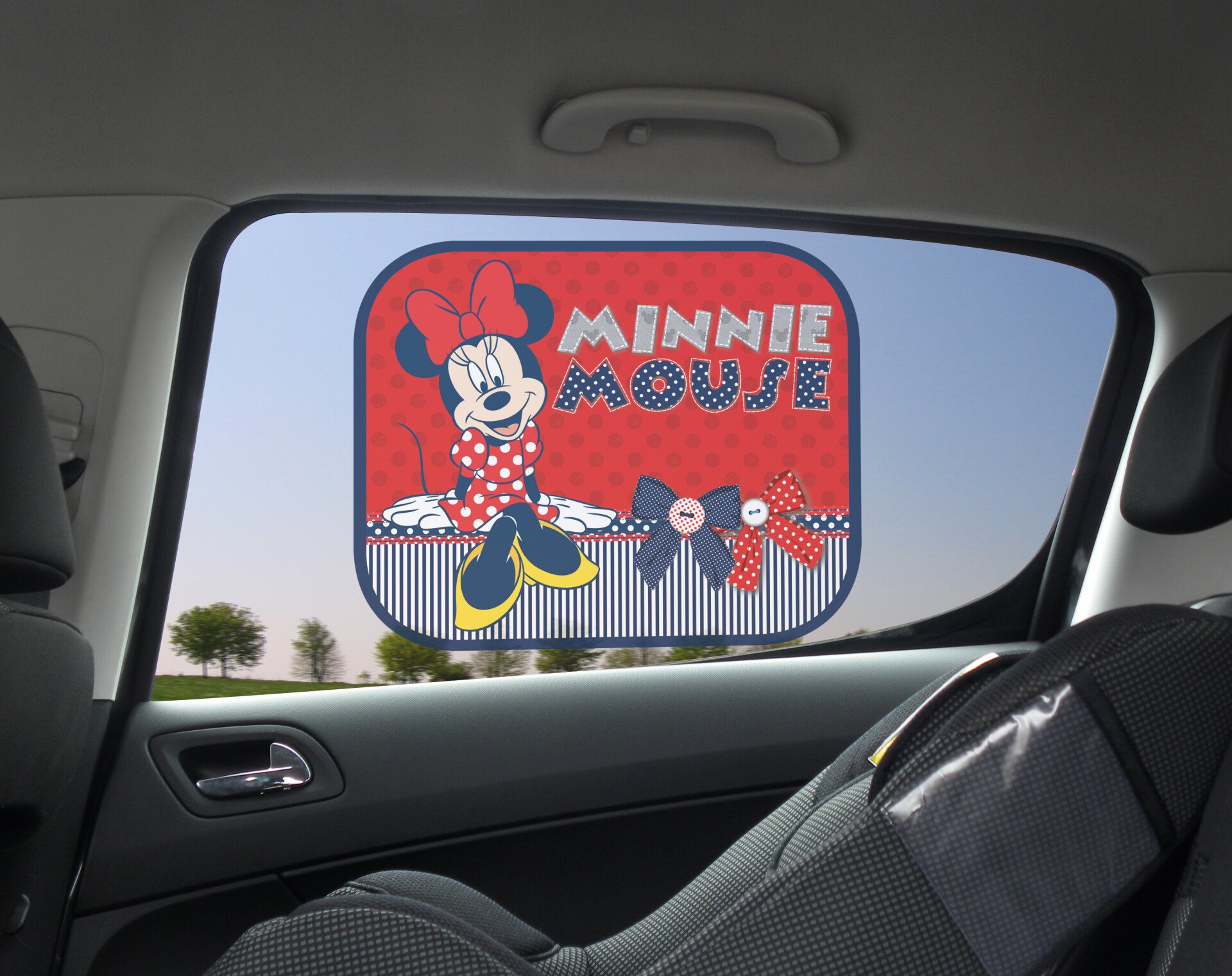 Disney side sunshades with suction cups 2pcs - Minnie 1 thumb