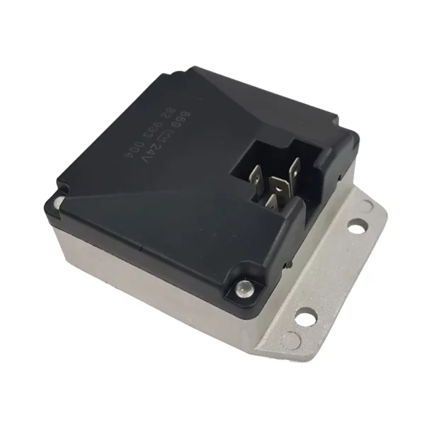 Truck voltage relay with 4 pins 24V