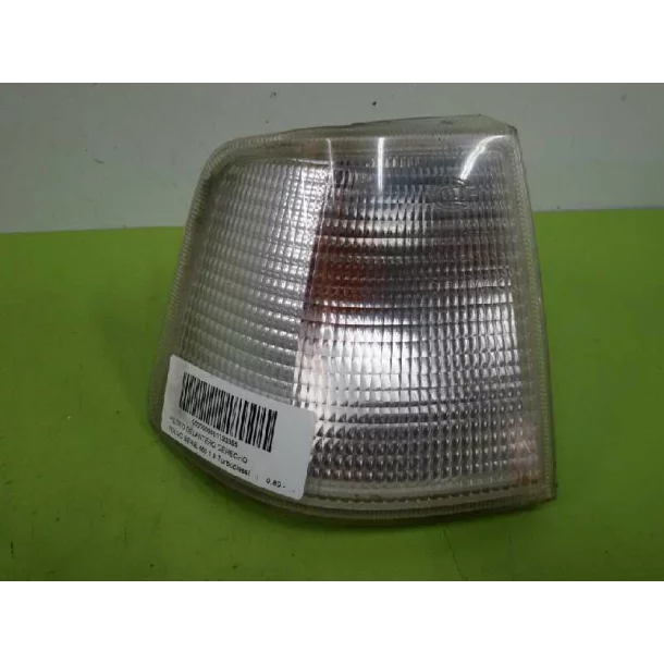 Semnalizator dr alb OE VOLVO - Volvo 440
