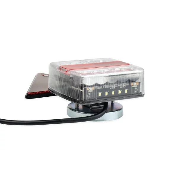 Set lampi stop LED cu magnet si cablu 7,5m 12V cu catadioptri triunghiulari, 2buc Amio - Resigilat