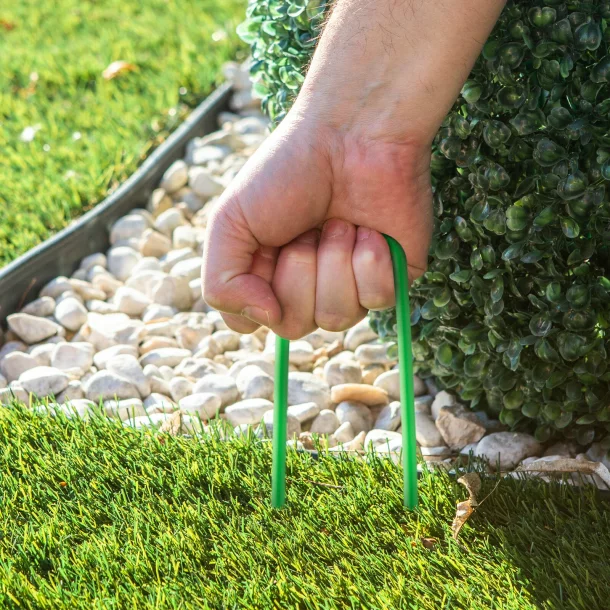 Stake for artificial grass - metal - green - 3 x 15 cm - 10 pcs / package