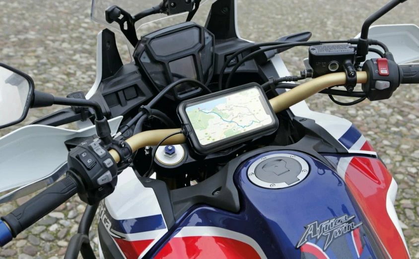 Carcase și suporturi de telefon pentru motocicletă: navigație sigură pe orice traseu