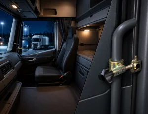 Blocatoare uși camion din interior – Siguranță sporită în timpul odihnei